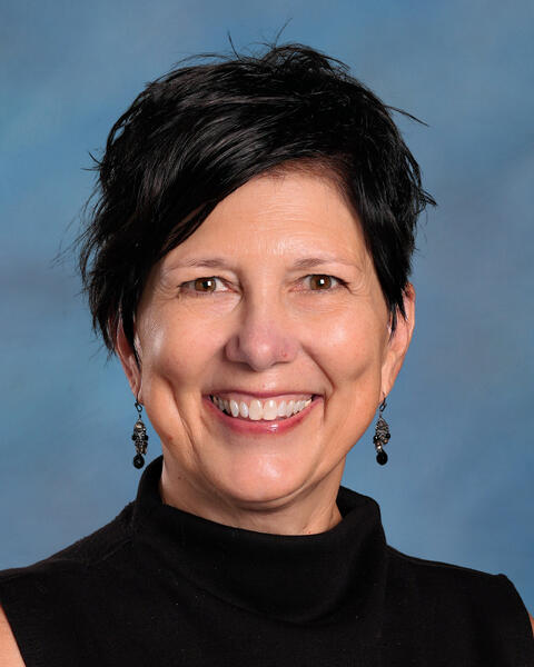 Profile picture of Lisa Breselow